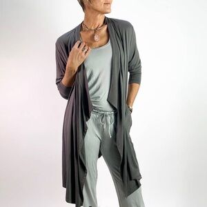 Faceplant Dreams Earl Grey Swing Jacket